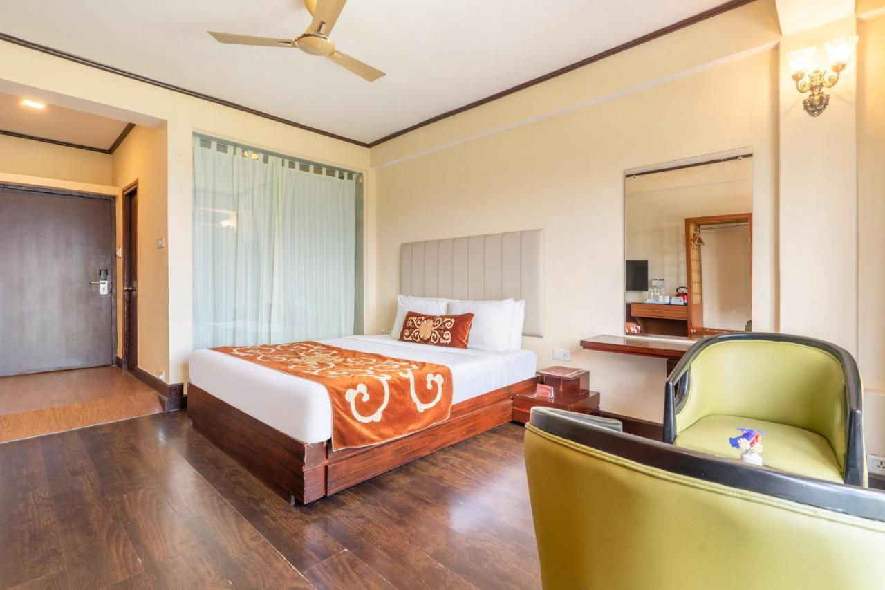 קלימפונג Summit Lillium Hotel & Spa מראה חיצוני תמונה